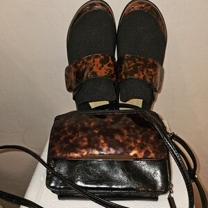 Traq by Alegria Shoes and matching Crossbody Purse